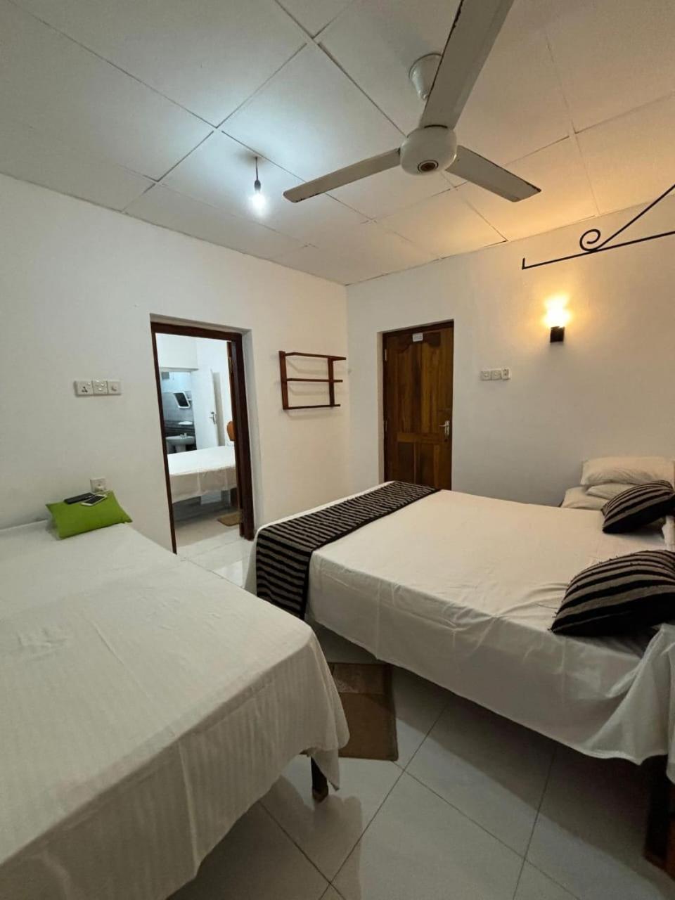 Goalma Family Holiday Resort & Restaurant อนุราธปุระ ภายนอก รูปภาพ